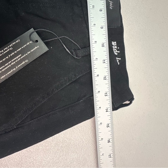La Joie | Elegant Black Wide Leg Jeans - Picture 6 of 7